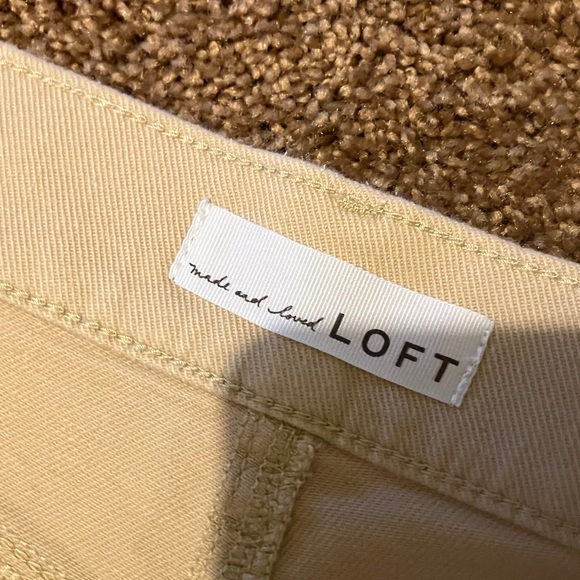 LOFT.  VERY NICE pair of Tan Flare-Leg Denim Pants. Size 12 PETITE. NICE FABRIC! - Picture 2 of 7